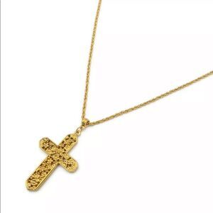 1928 Jewelry Company Cross Pendant Necklace Openwork Rose Pattern 30 In